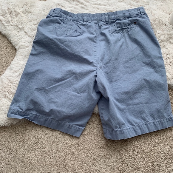 Tommy Hilfiger Light Blue Flat Front Chino Shorts- Size 36 - Picture 2 of 8